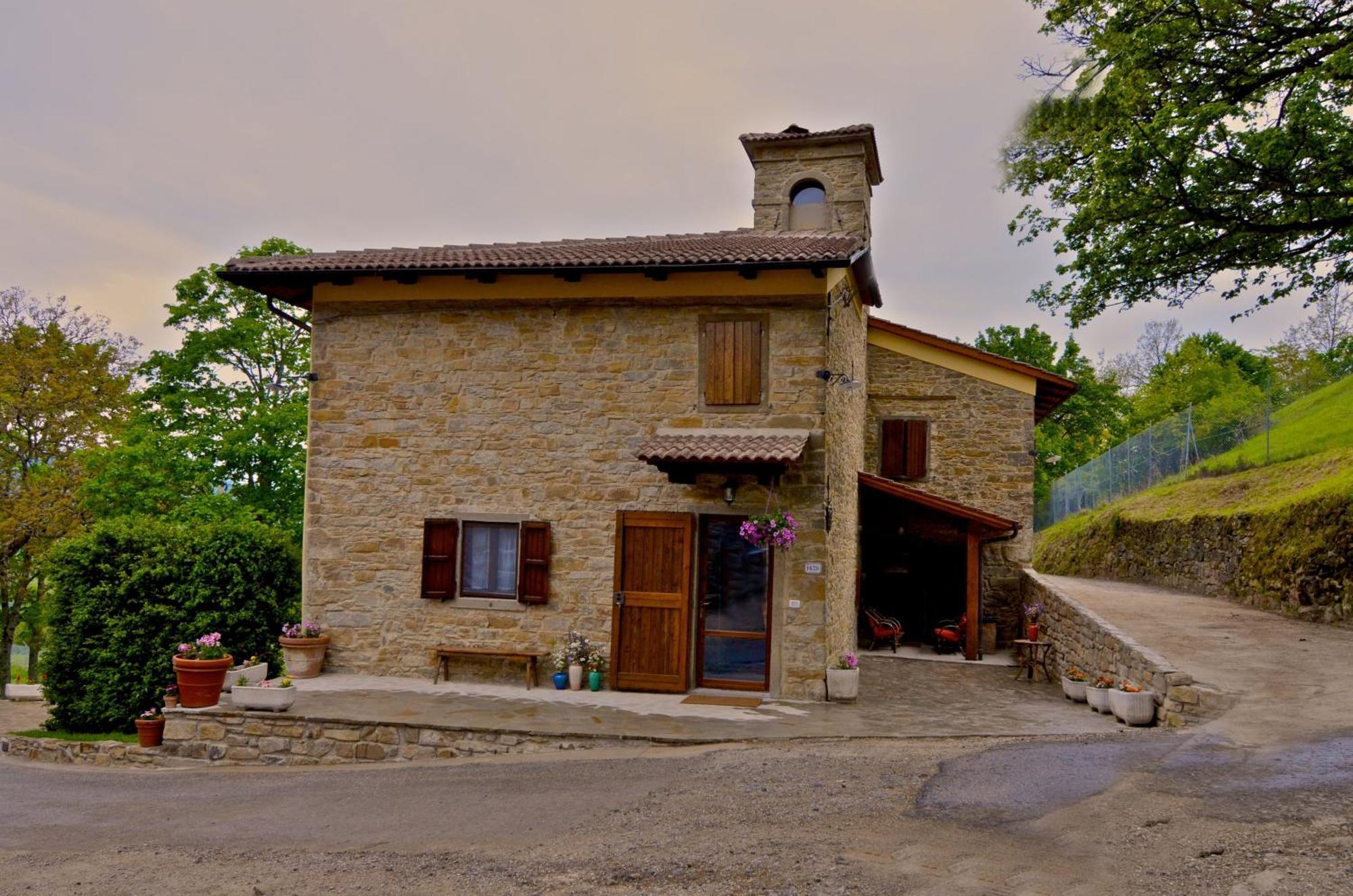Agriturismo Il Passeggere Bruscoli Exterior photo